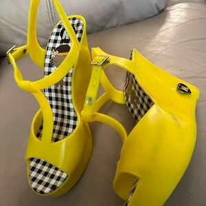 Harajuku Lovers Yellow Platform Jelly Sandals